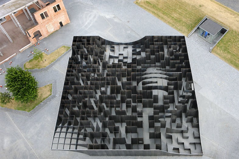 urban labyrinth