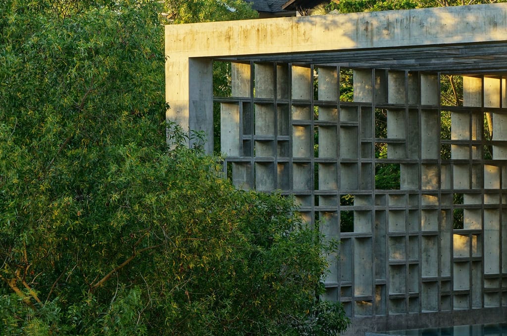 tropical-box-house-1