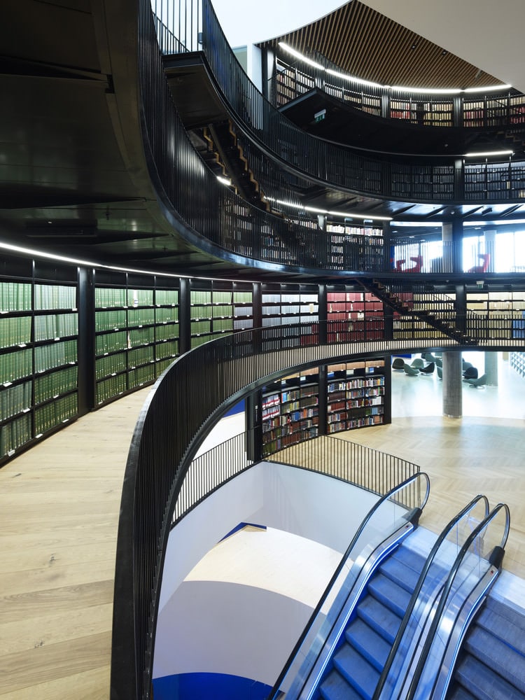 Library of Birmingham by Mecanoo, Photo by Christian Richters