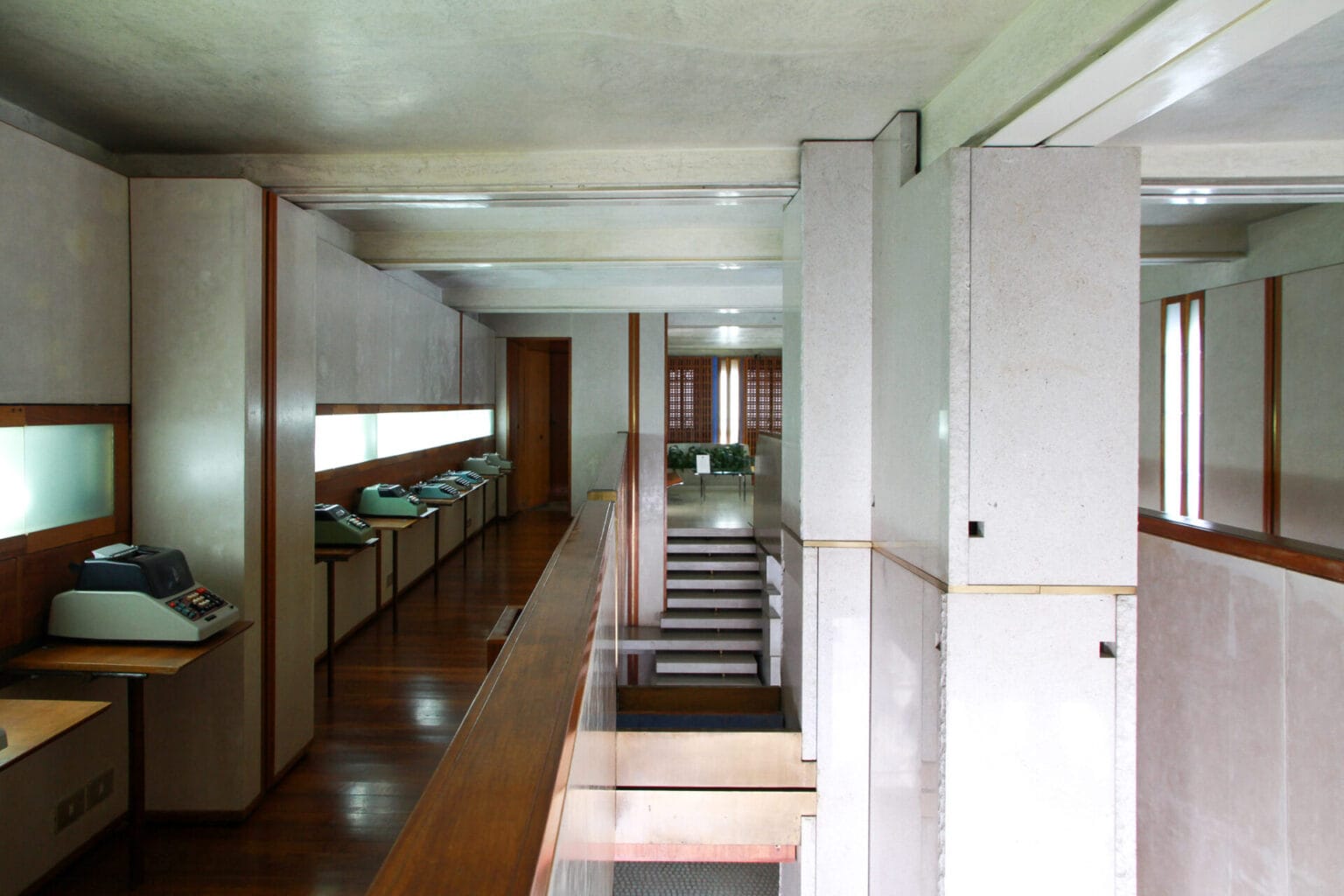Negozio Olivetti in Venice, Carlo Scarpa | Archiobjects